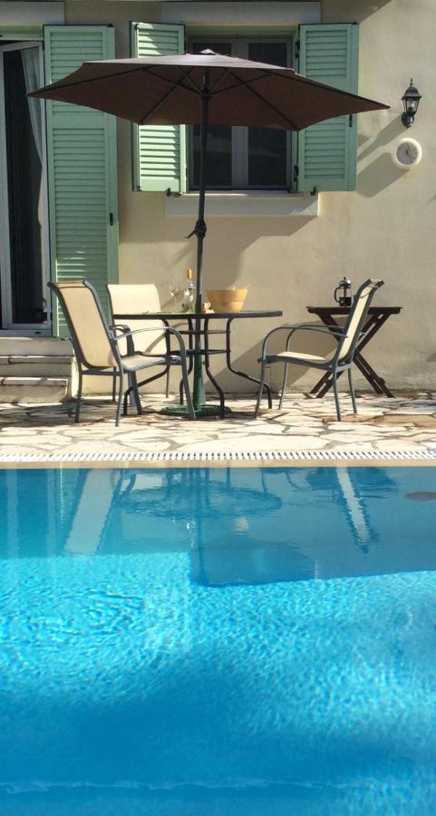 Gastouri Villa Pascalia With Heated Pool In October And Views Achílleion Buitenkant foto