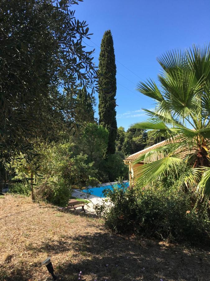 Gastouri Villa Pascalia With Heated Pool In October And Views Achílleion Buitenkant foto