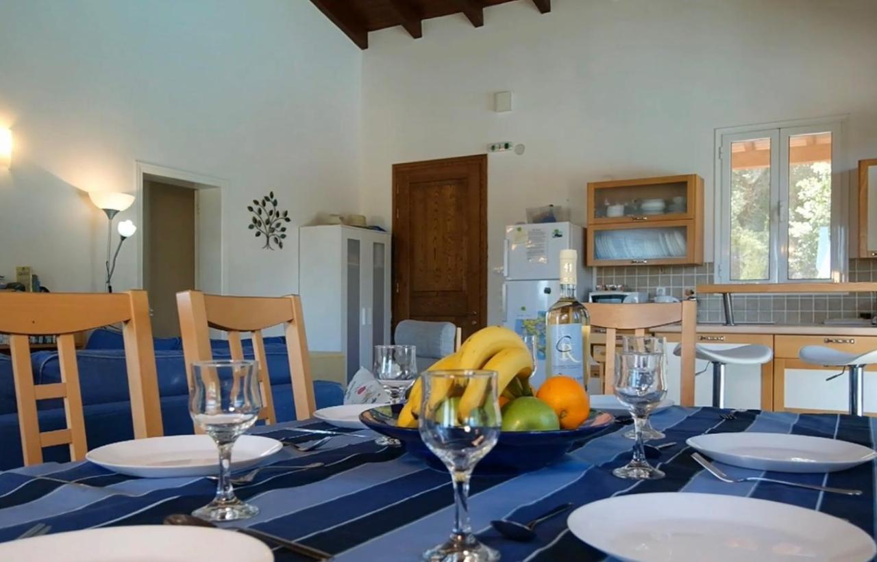 Gastouri Villa Pascalia With Heated Pool In October And Views Achílleion Buitenkant foto