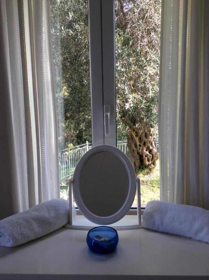 Gastouri Villa Pascalia With Heated Pool In October And Views Achílleion Buitenkant foto